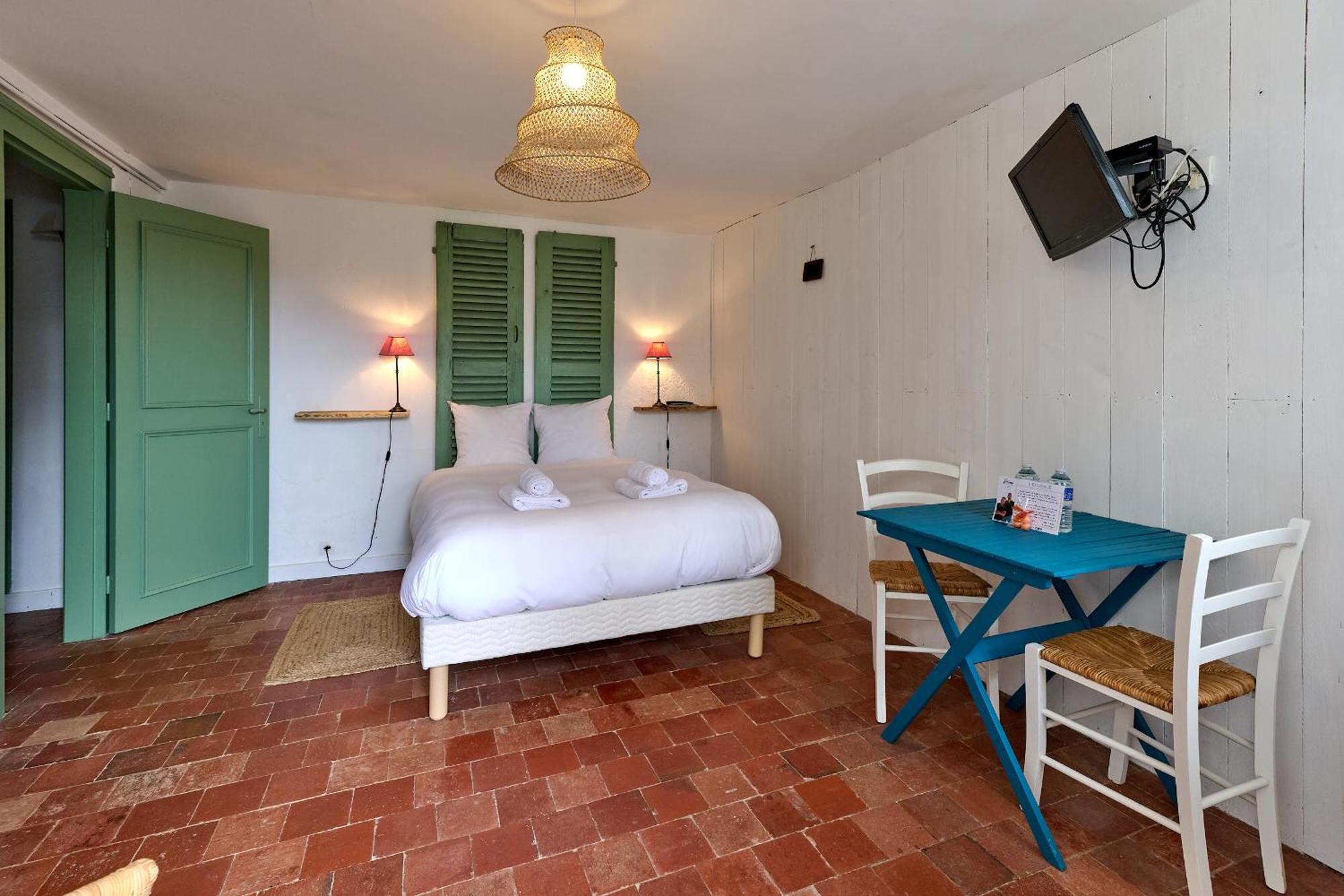 Le Nid Du Marinier Apartment Cuffy Luaran gambar